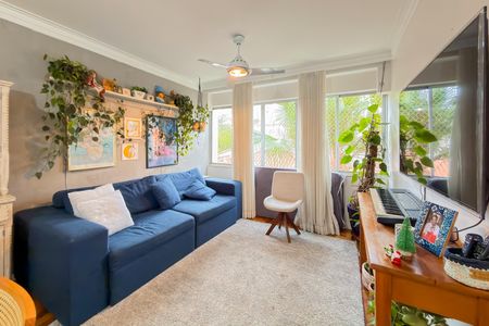 Apartamento à venda com 107m², 3 quartos e 1 vaga Apartamento à venda com 107m², 3 quartos e 1 vagaSala