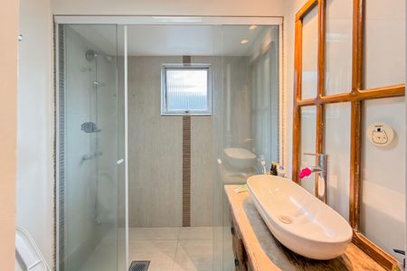 Apartamento à venda com 107m², 3 quartos e 1 vaga Apartamento à venda com 107m², 3 quartos e 1 vagaBanheiro da Suíte