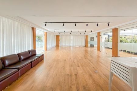 Apartamento à venda com 107m², 3 quartos e 1 vaga Apartamento à venda com 107m², 3 quartos e 1 vagaSalão de Festas