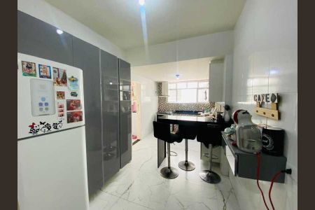 Apartamento à venda com 130m², 3 quartos e 1 vaga