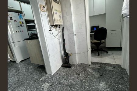 Apartamento à venda com 3 quartos, 103m² em Vila Sofia, São Paulo