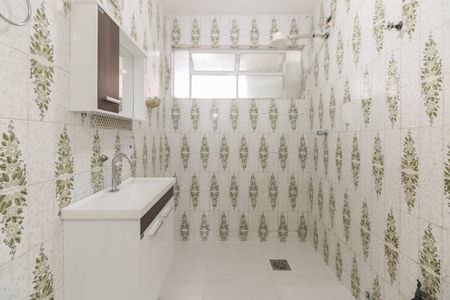 Apartamento para alugar com 90m², 2 quartos e sem vaga Apartamento para alugar com 90m², 2 quartos e sem vagaBanheiro Social