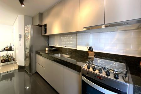 Apartamento à venda com 90m², 2 quartos e 2 vagasCozinha