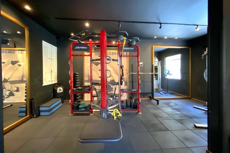 Apartamento à venda com 90m², 2 quartos e 2 vagasÁrea comum - Academia