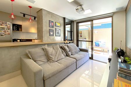 Apartamento à venda com 90m², 2 quartos e 2 vagasSala - Estar