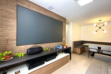 Apartamento à venda com 90m², 2 quartos e 2 vagasSala