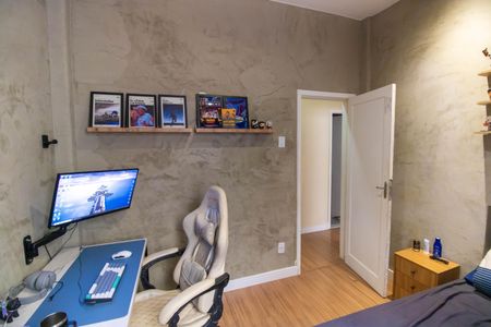 Quarto 1 de apartamento à venda com 3 quartos, 60m² em Barreto, Niterói