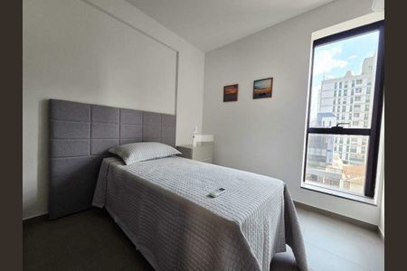 Apartamento à venda com 2 quartos, 53m² em Santa Efigênia, Belo Horizonte