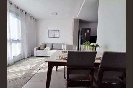 Apartamento à venda com 2 quartos, 53m² em Santa Efigênia, Belo Horizonte