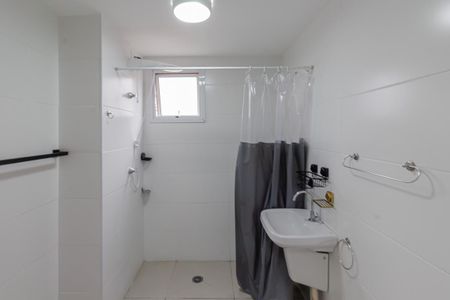 Studio para alugar com 27m², 1 quarto e sem vaga Studio para alugar com 27m², 1 quarto e sem vagaBanheiro