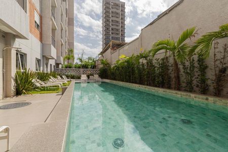 Studio à venda com 27m², 2 quartos e sem vagaÁrea comum - Piscina