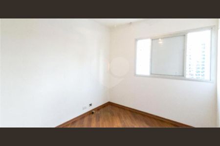 Apartamento à venda com 2 quartos, 64m² em Moema, São Paulo