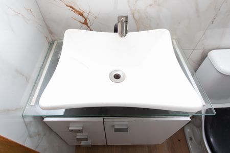 Casa à venda com 135m², 3 quartos e 3 vagas Casa à venda com 135m², 3 quartos e 3 vagasBanheiro Social