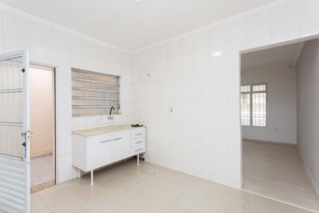 Casa à venda com 135m², 3 quartos e 3 vagas Casa à venda com 135m², 3 quartos e 3 vagasCozinha