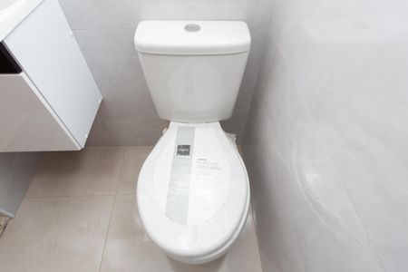 Casa à venda com 135m², 3 quartos e 3 vagas Casa à venda com 135m², 3 quartos e 3 vagasBanheiro da Suíte