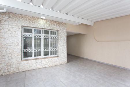 Casa à venda com 135m², 3 quartos e 3 vagas Casa à venda com 135m², 3 quartos e 3 vagasGaragem