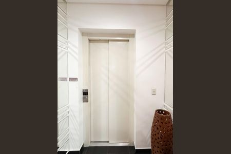 Apartamento à venda com 290m², 2 quartos e 3 vagasHall de entrada