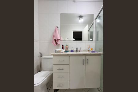 Apartamento à venda com 290m², 2 quartos e 3 vagasBanheiro da Suíte 1