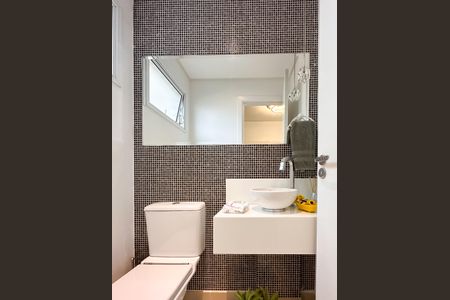 Apartamento à venda com 290m², 2 quartos e 3 vagasBanheiro da Suíte 2