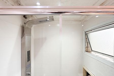 Apartamento à venda com 290m², 2 quartos e 3 vagasBanheiro da Suíte 2