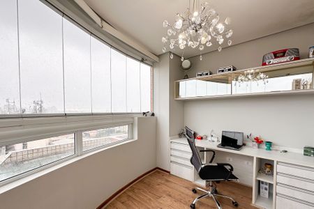 Apartamento à venda com 290m², 2 quartos e 3 vagasEscritório