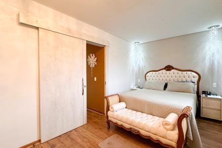 Apartamento à venda com 290m², 2 quartos e 3 vagasSuíte 2