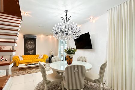 Apartamento à venda com 290m², 2 quartos e 3 vagasSala