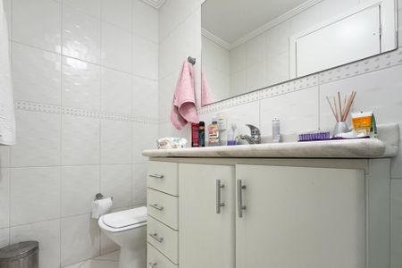 Apartamento à venda com 290m², 2 quartos e 3 vagasBanheiro da Suíte 1