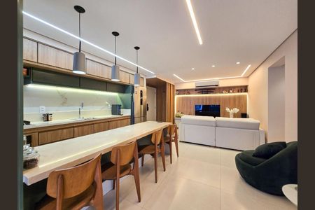Apartamento à venda com 2 quartos, 136m² em Pacaembu, São Paulo