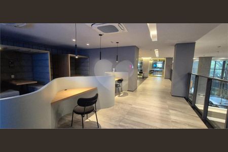 Apartamento à venda com 3 quartos, 77m² em Paraíso, São Paulo