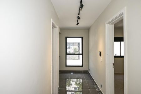 Casa de condomínio à venda com 300m², 3 quartos e 2 vagasCorredor