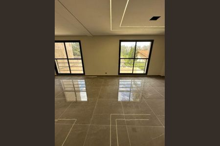 Casa à venda com 3 quartos, 300m² em Paraíso do Morumbi, São Paulo