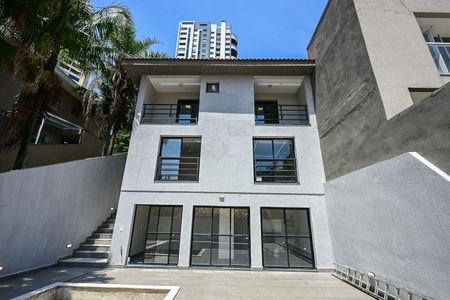 Casa de condomínio à venda com 300m², 3 quartos e 2 vagasFachada