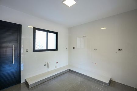 Casa de condomínio à venda com 300m², 3 quartos e 2 vagasCozinha