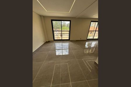 Casa à venda com 3 quartos, 300m² em Paraíso do Morumbi, São Paulo