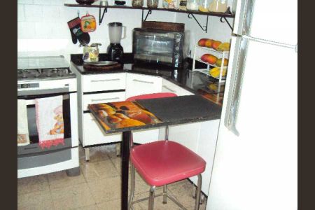 Apartamento à venda com 75m², 2 quartos e sem vaga