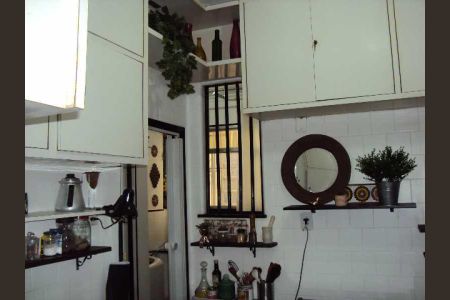 Apartamento à venda com 75m², 2 quartos e sem vaga