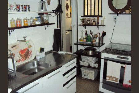 Apartamento à venda com 75m², 2 quartos e sem vaga