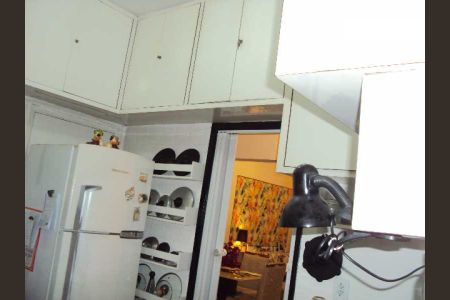 Apartamento à venda com 75m², 2 quartos e sem vaga