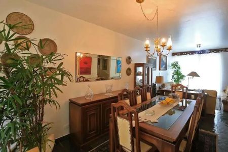 Casa à venda com 3 quartos, 175m² em Campo Belo, São Paulo