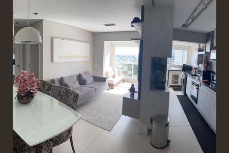 Apartamento à venda com 2 quartos, 63m² em Empresarial 18 do Forte, Barueri