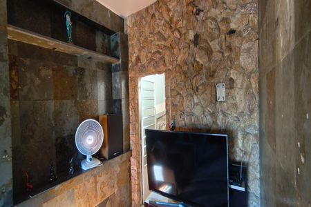 Casa à venda com 4 quartos, 465m² em Bonfim, Belo Horizonte