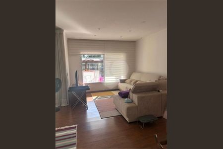 Casa à venda com 4 quartos, 350m² em Interlagos, São Paulo