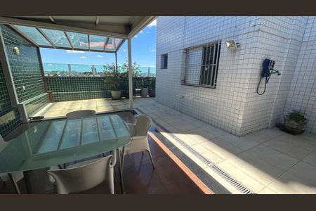 Apartamento à venda com 3 quartos, 243m² em União, Belo Horizonte