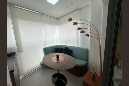 Apartamento à venda com 64m², 2 quartos e 1 vaga