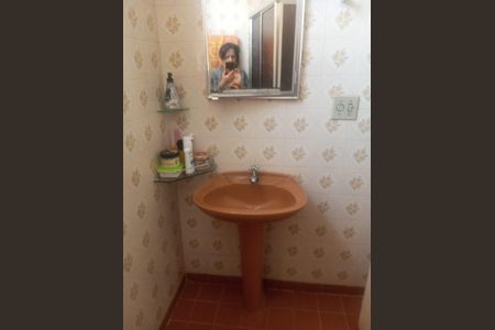 Apartamento para alugar com 100m², 2 quartos e sem vagaBanheiro