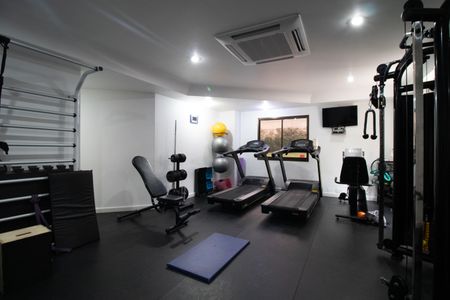 Apartamento à venda com 181m², 5 quartos e 4 vagasAcademia