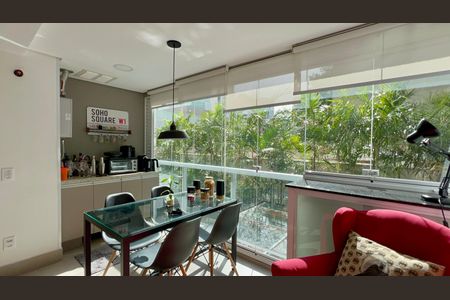 Studio à venda com 41m², 1 quarto e 1 vagaVaranda