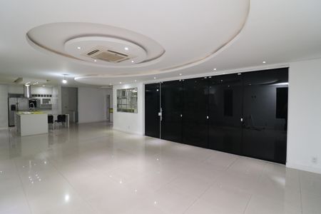 Sala de casa para alugar com 5 quartos, 1199m² em Jardim Guanabara, Rio de Janeiro