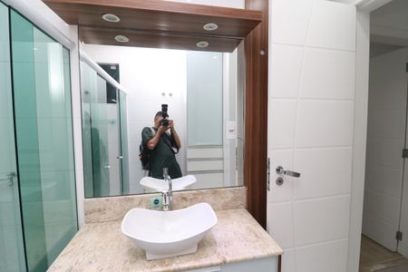 Casa para alugar com 1199m², 5 quartos e 3 vagasBanheiro da Suíte 1